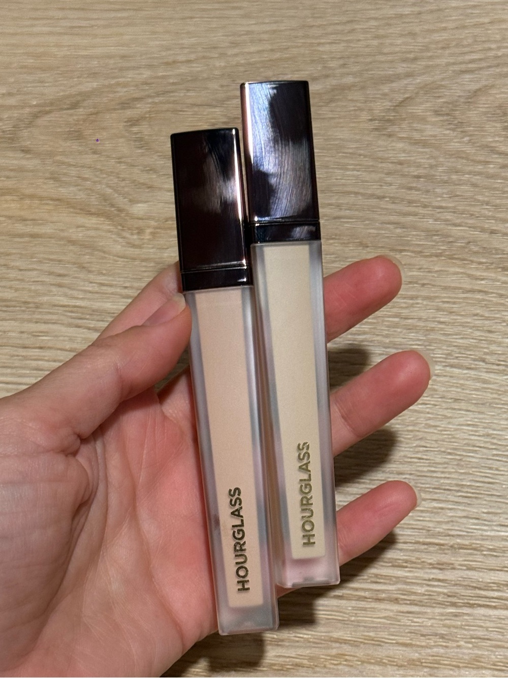 Hourglass airbrush full coverage concealer x 2